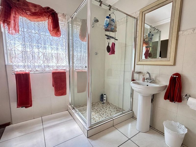 Stunning family home for sale! - Photo 7