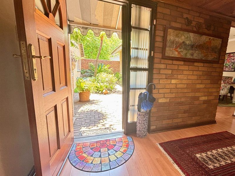 Stunning family home for sale! - Photo 6