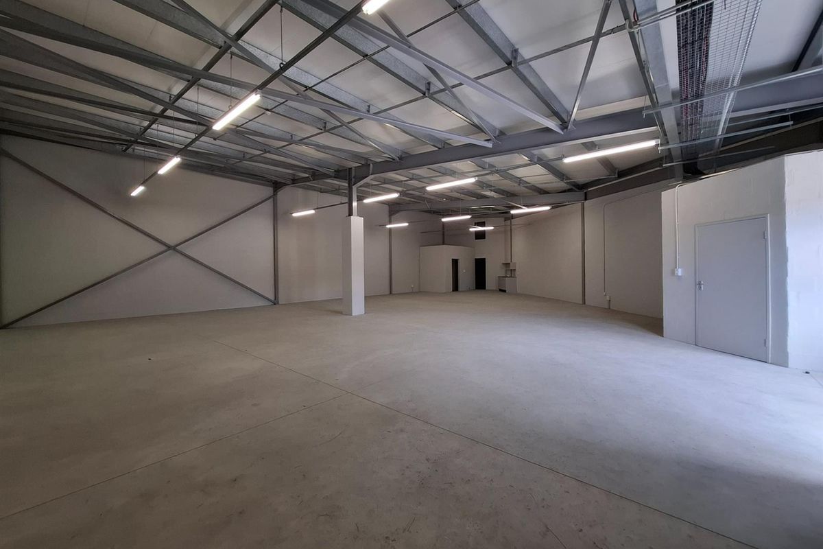 Brand New Industrial Units To Let - Montague Gardens - Photo 3