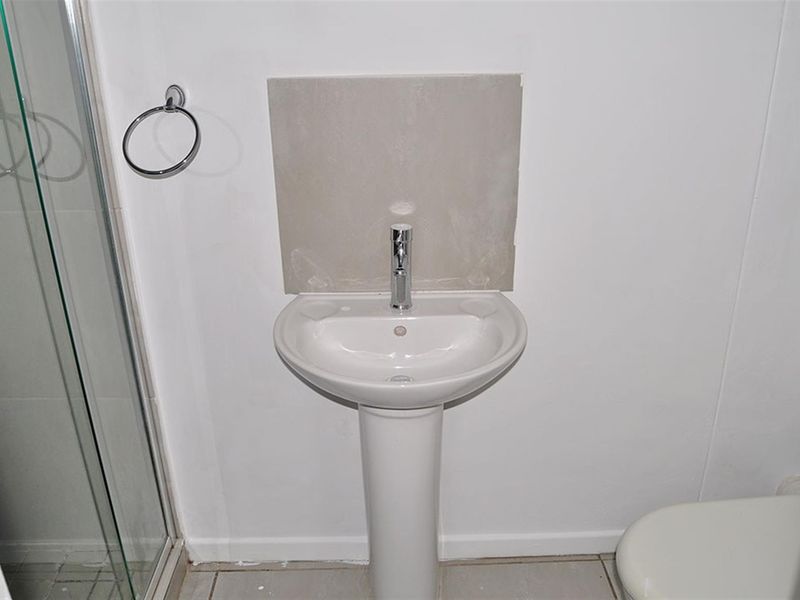 Light, Style and Comfort - All This Is Waiting for You! - Photo 10