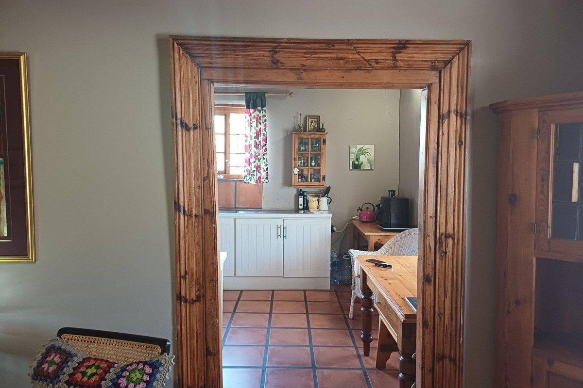 House UNDER OFFER in Riversdale - Photo 4
