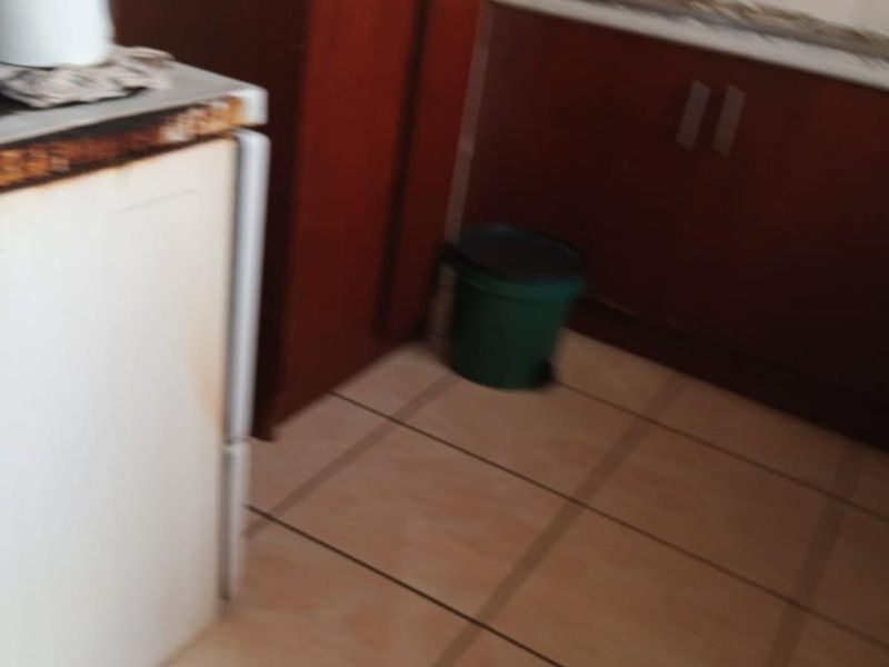 Apartment For Sale in Sunnyside, Pretoria - Photo 4