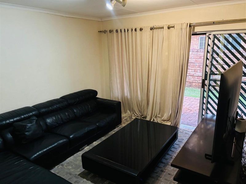 House For Sale in Highveld, Centurion - Photo 8