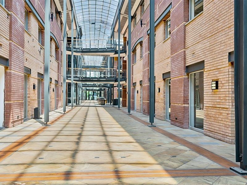 Landmark Building Available, Ideal For Corporate Headquarters - Photo 3