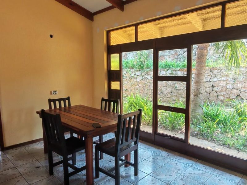 Fixer upper 5 bedroom House For Sale in Margate, KwaZulu Natal - Photo 9