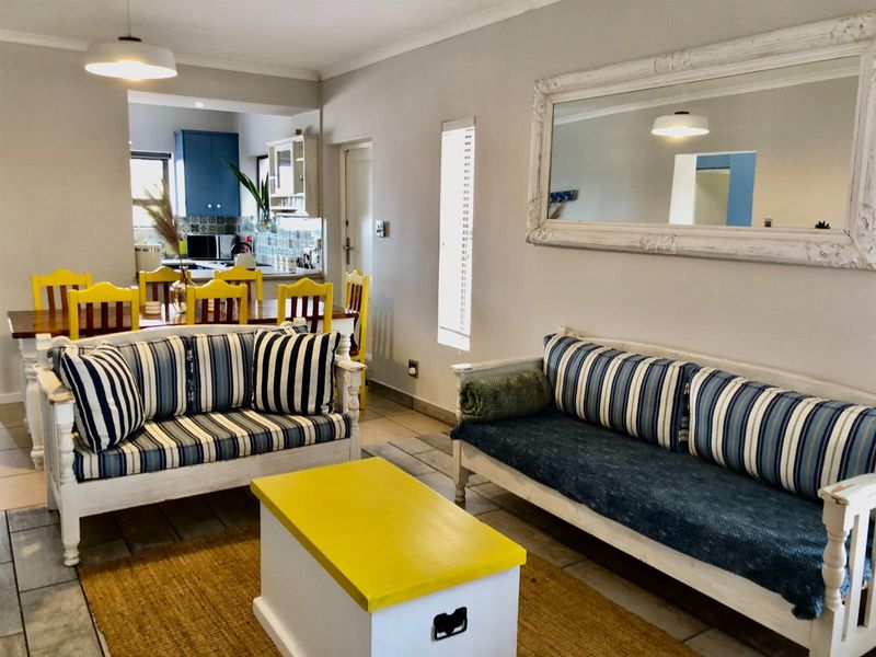 Modern Elegance Meets Coastal Serenity - Photo 7