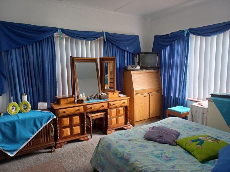 House For Sale in Stilbaai Wes, Stilbaai - Photo 5