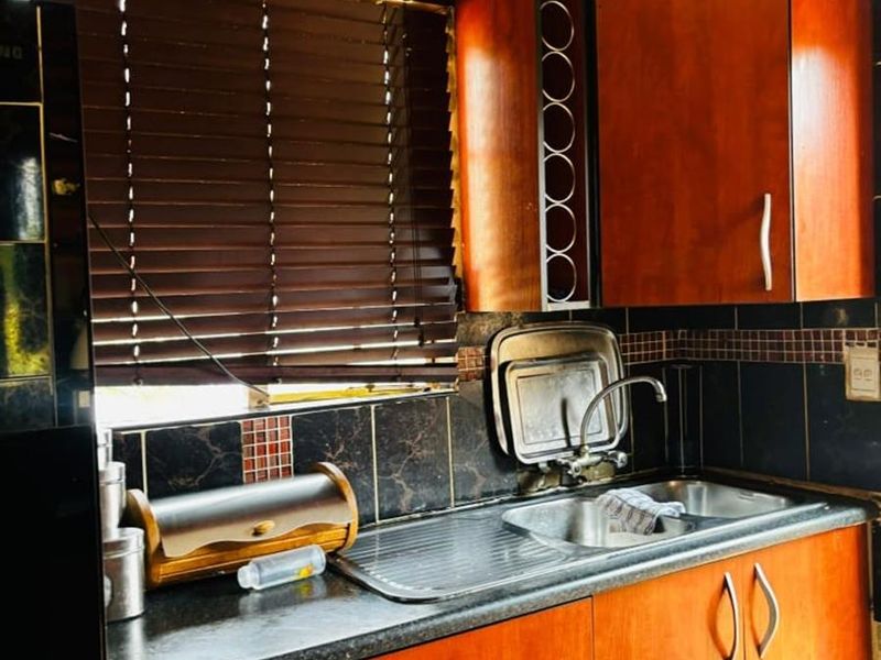 House For Sale in The Orchards, Akasia - Photo 7