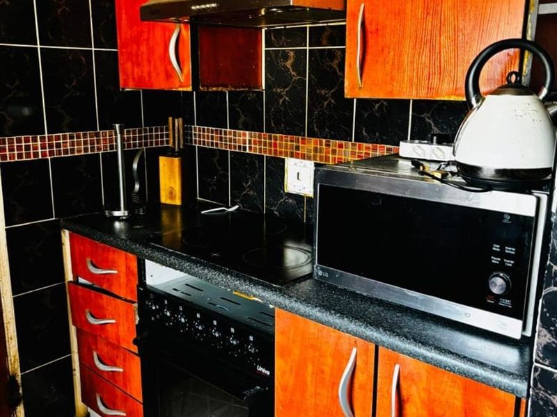 House For Sale in The Orchards, Akasia - Photo 6