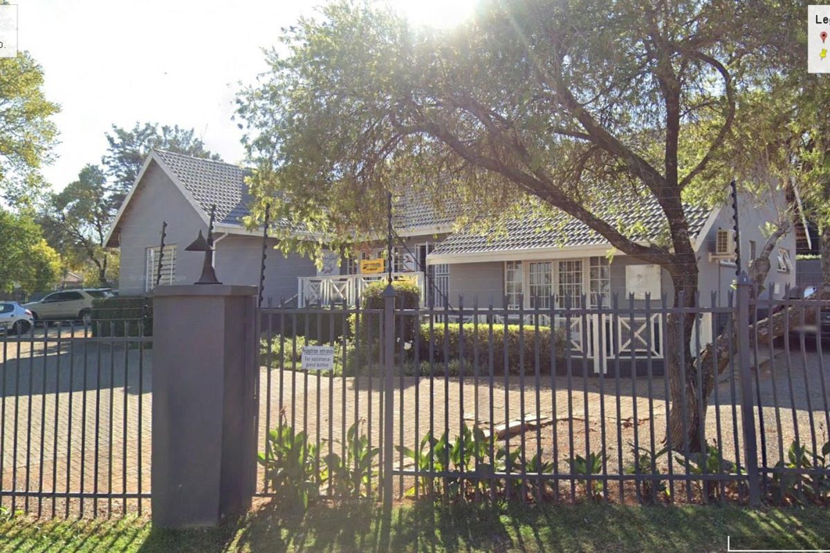 Office For Sale in Die Hoewes, Centurion - Photo 3