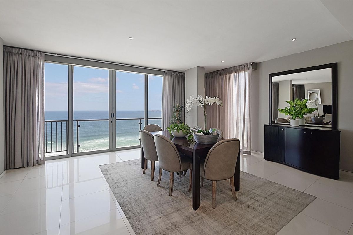 Investment Mountain and Sea views, Fully furnished for sale in Bloubergstrand - Photo 4