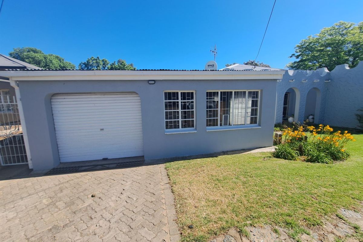 House For Sale in Colesberg Northern Cape - Photo 4