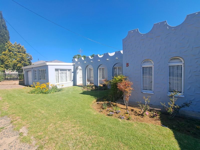 House For Sale in Colesberg Northern Cape - Photo 3