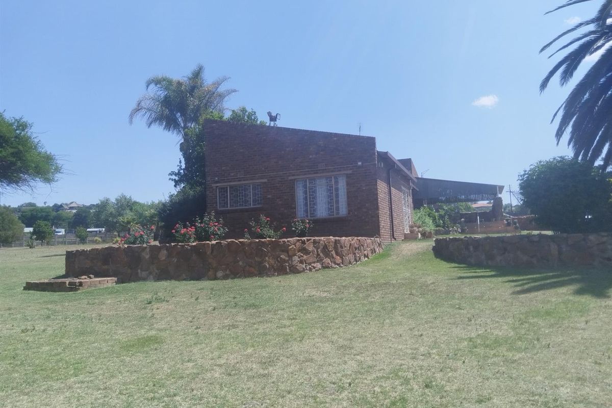 Farm For Sale in Hoeveld Park, Witbank - Photo 5