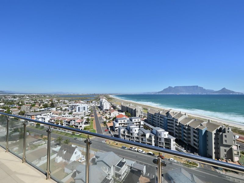 Penthouse For Sale in Beachfront, Table View, Blouberg - Photo 2