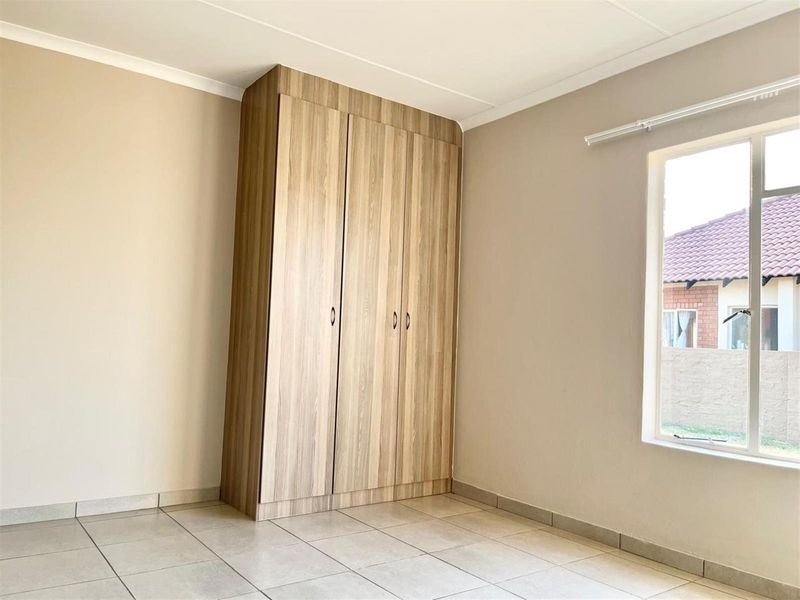 House For Sale in Waterkloof Hill Estate, Waterkloof AH, Rustenburg, North West - Photo 10