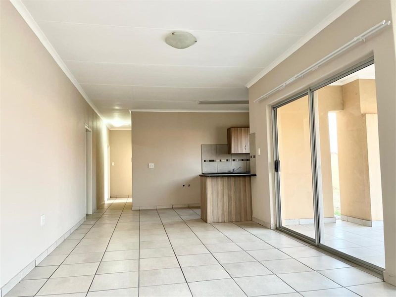 House For Sale in Waterkloof Hill Estate, Waterkloof AH, Rustenburg, North West - Photo 4