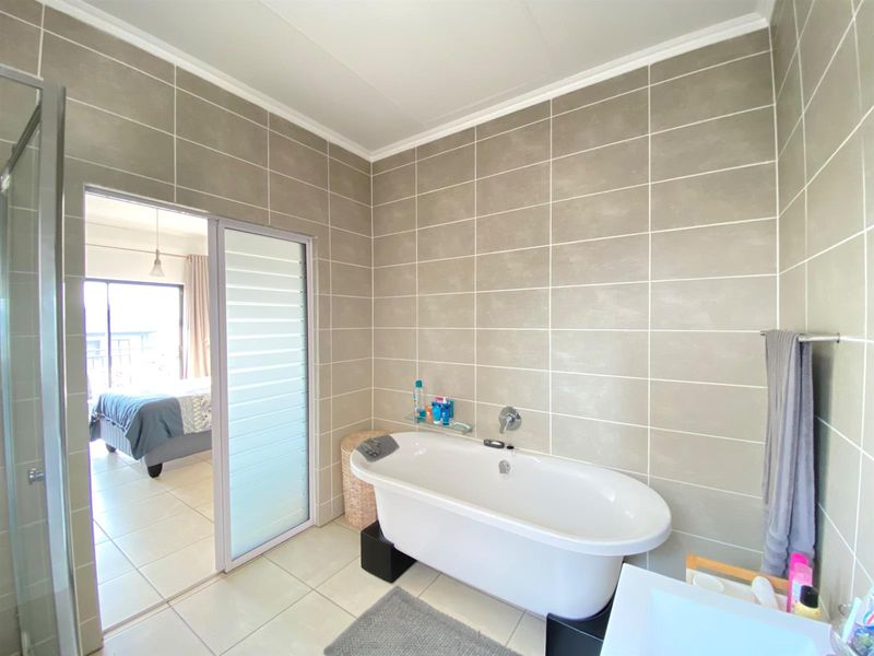 Fully furnished Apartment For Sale in Westlake - Photo 9