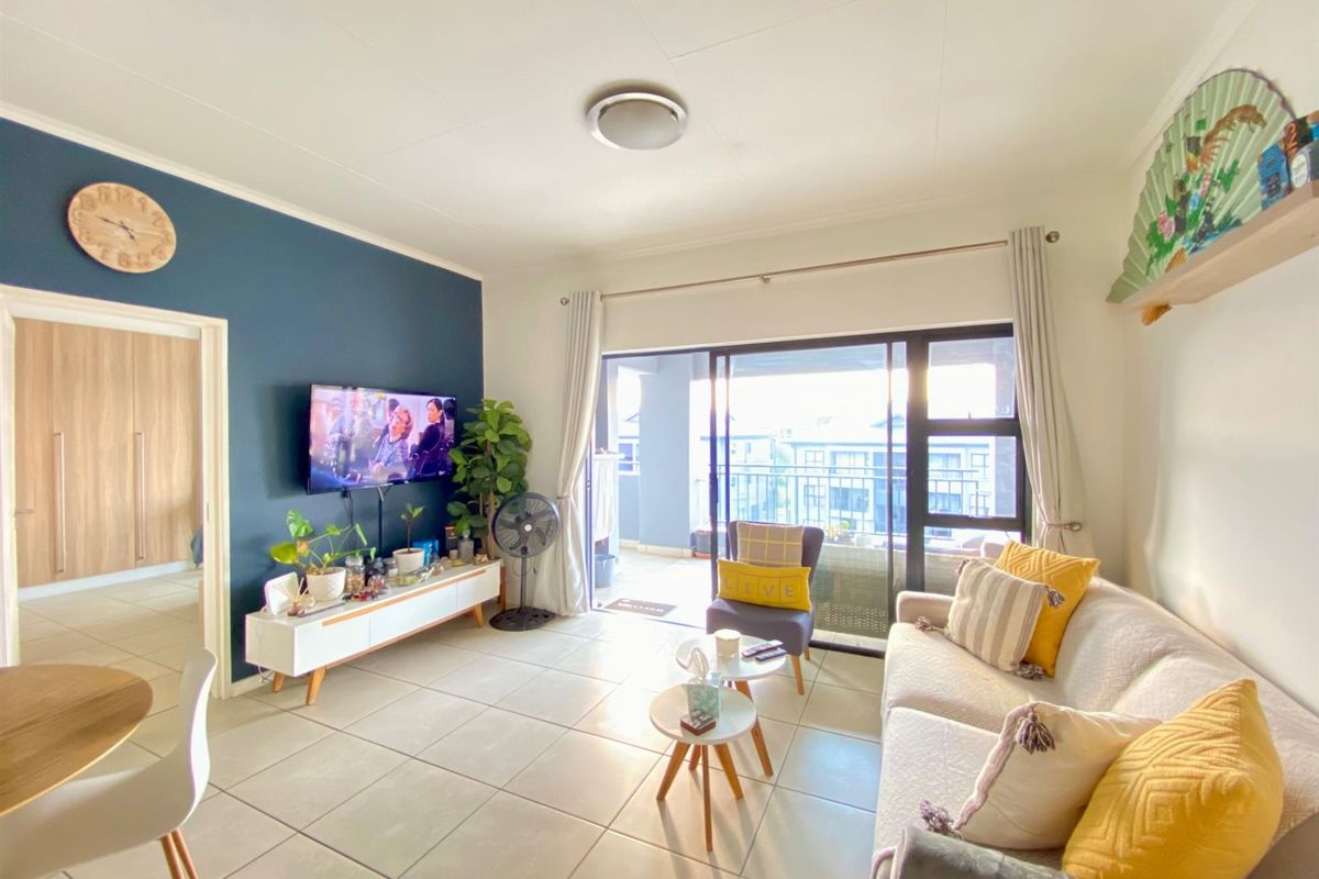 Fully furnished Apartment For Sale in Westlake - Photo 2