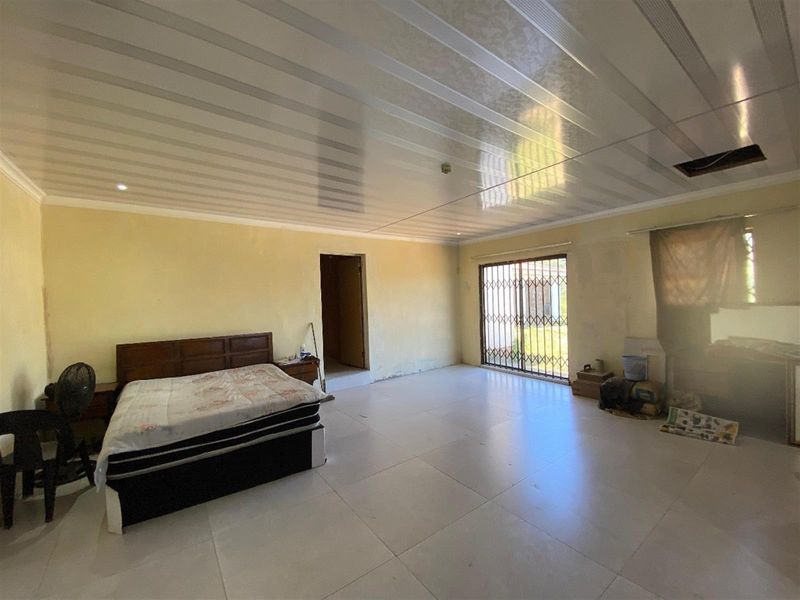3-Bedroom Farm-Style Home for Sale in Umkhazini, KwaMakhutha - Photo 10