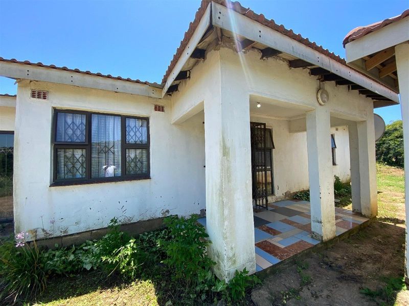 3-Bedroom Farm-Style Home for Sale in Umkhazini, KwaMakhutha - Photo 2