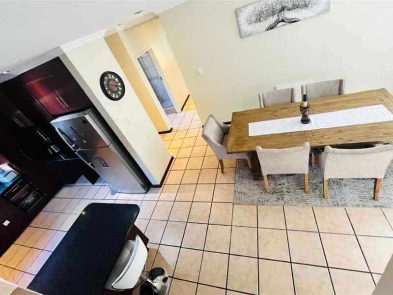 4 House For Sale in Montana Pretoria Gauteng - Photo 8