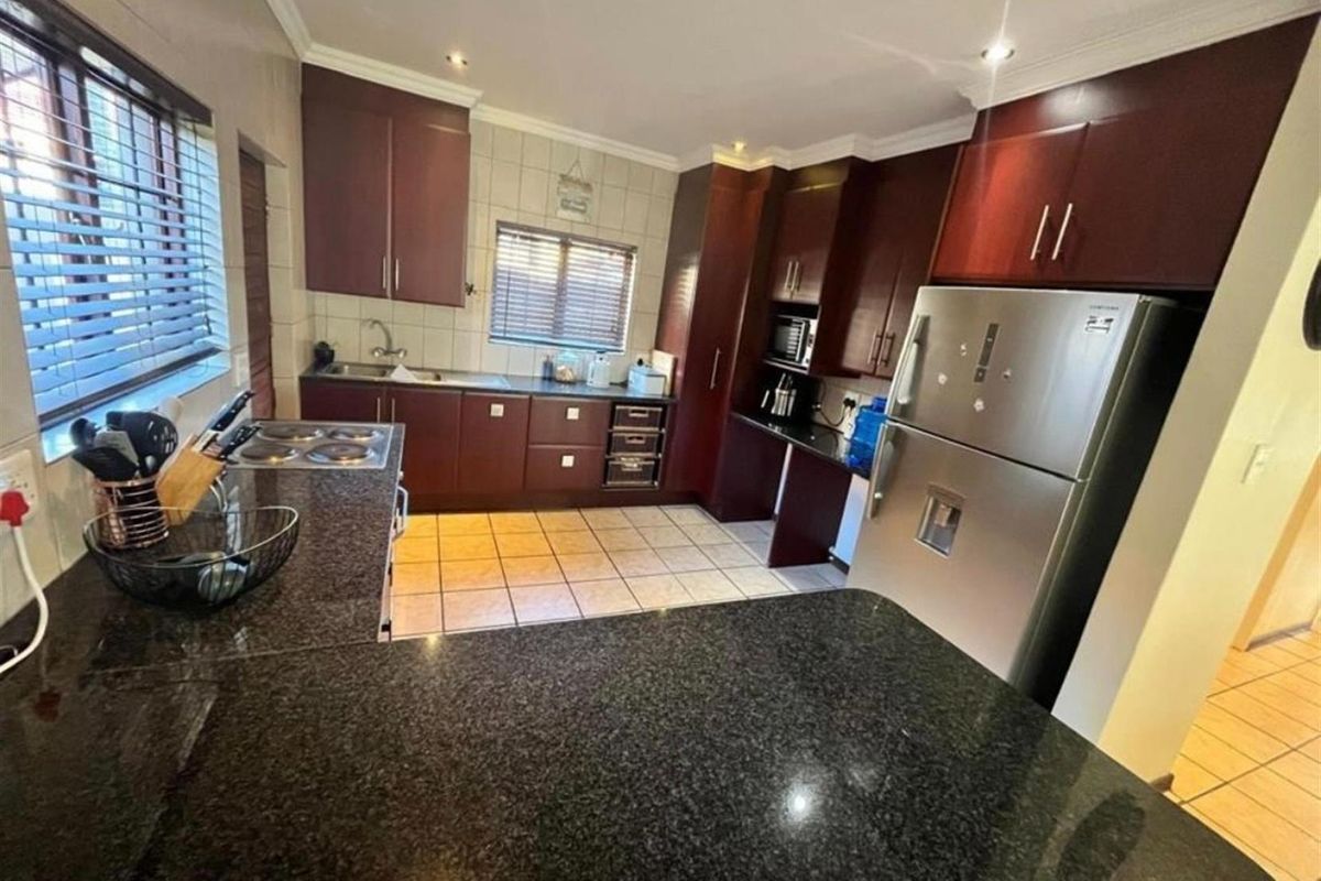 4 House For Sale in Montana Pretoria Gauteng - Photo 3