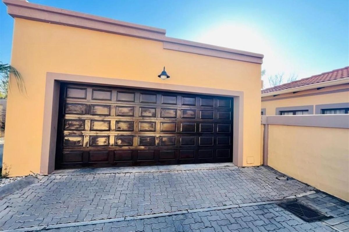 4 House For Sale in Montana Pretoria Gauteng - Photo 2