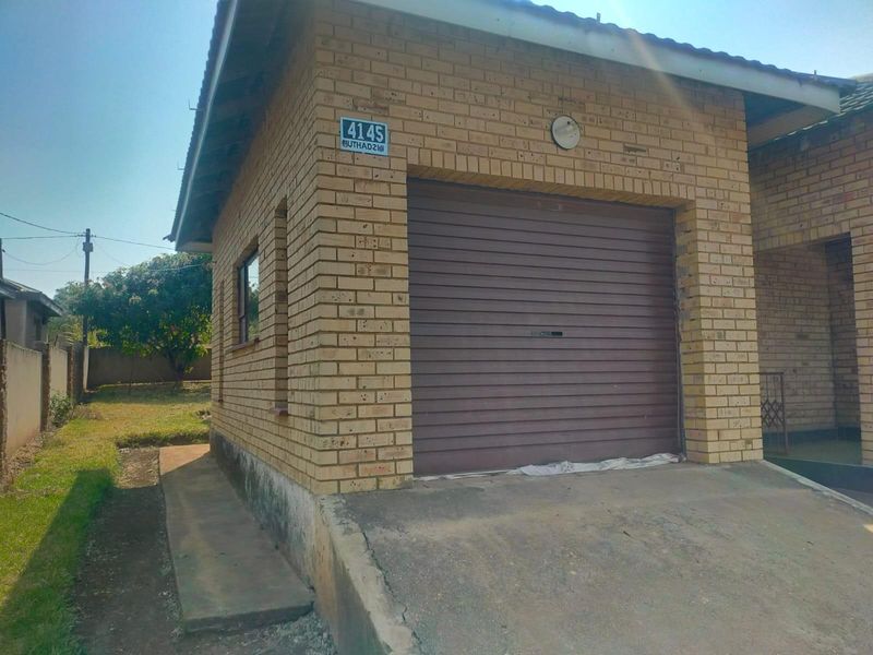 House For Sale in Makwarela Ext 3 - Photo 4