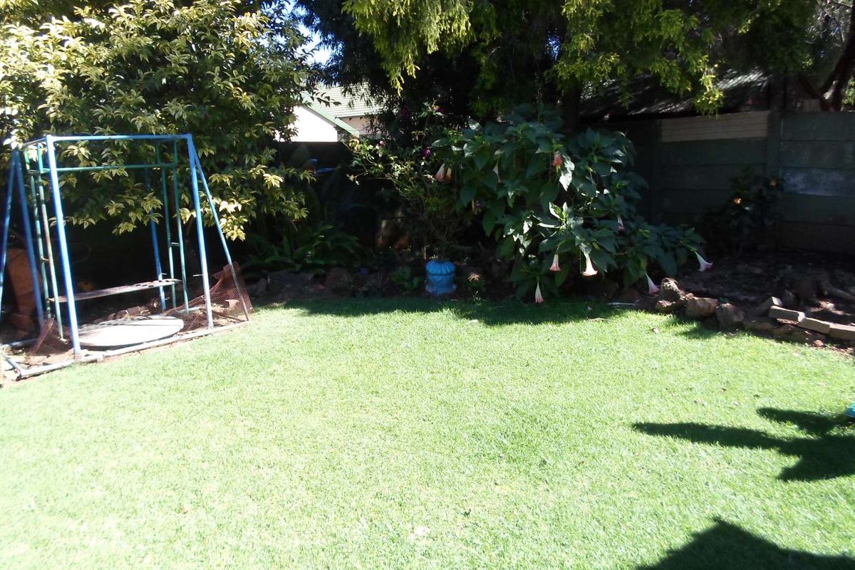 House For Sale in Doringkloof, Centurion - Photo 4