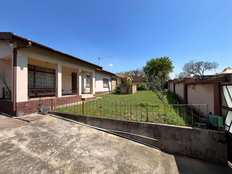 House For Sale in Dundee, KwaZulu Natal - Photo 3