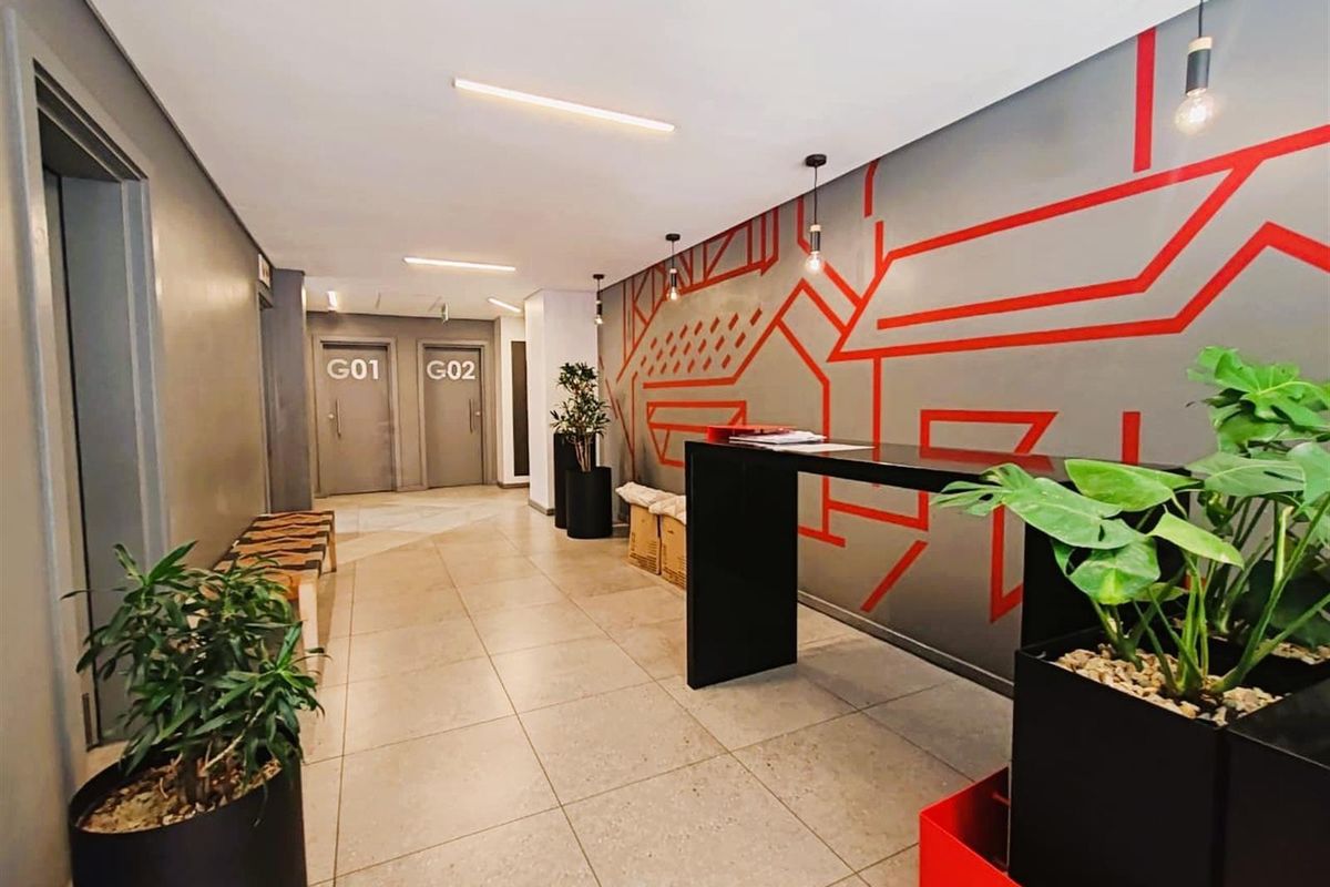 Apartments For Sale in Woodstock, Cape Town - Photo 4