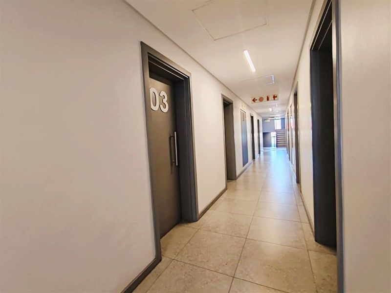 Apartments For Sale in Woodstock, Cape Town - Photo 5