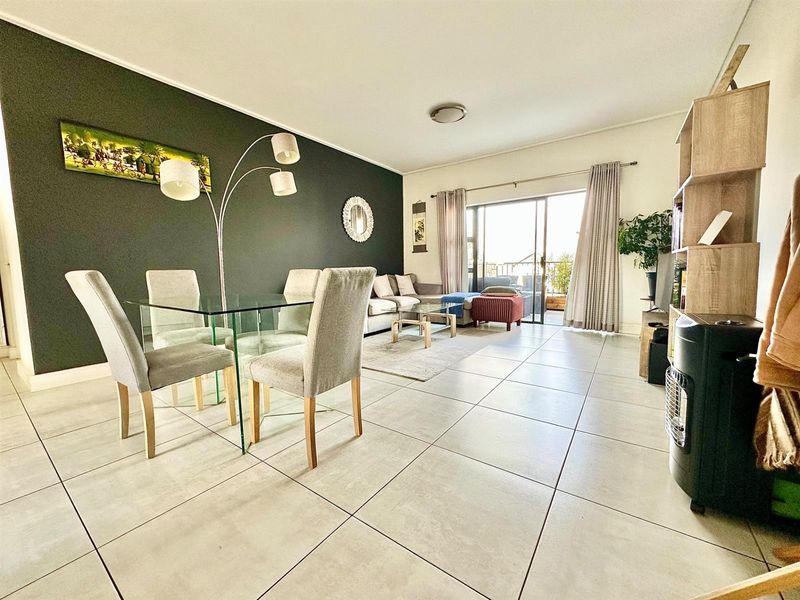 Apartment For Sale in The Polofields, Waterfall, Midrand - Photo 2