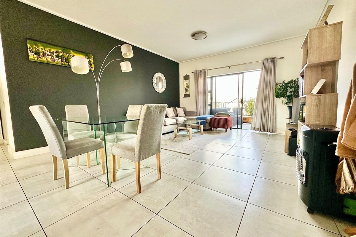 Apartment For Sale in The Polofields, Waterfall, Midrand - Photo 2