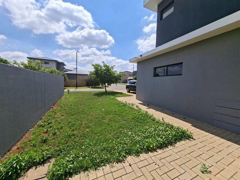 House For Sale in Midstream Estate Centurion Gauteng - Photo 8