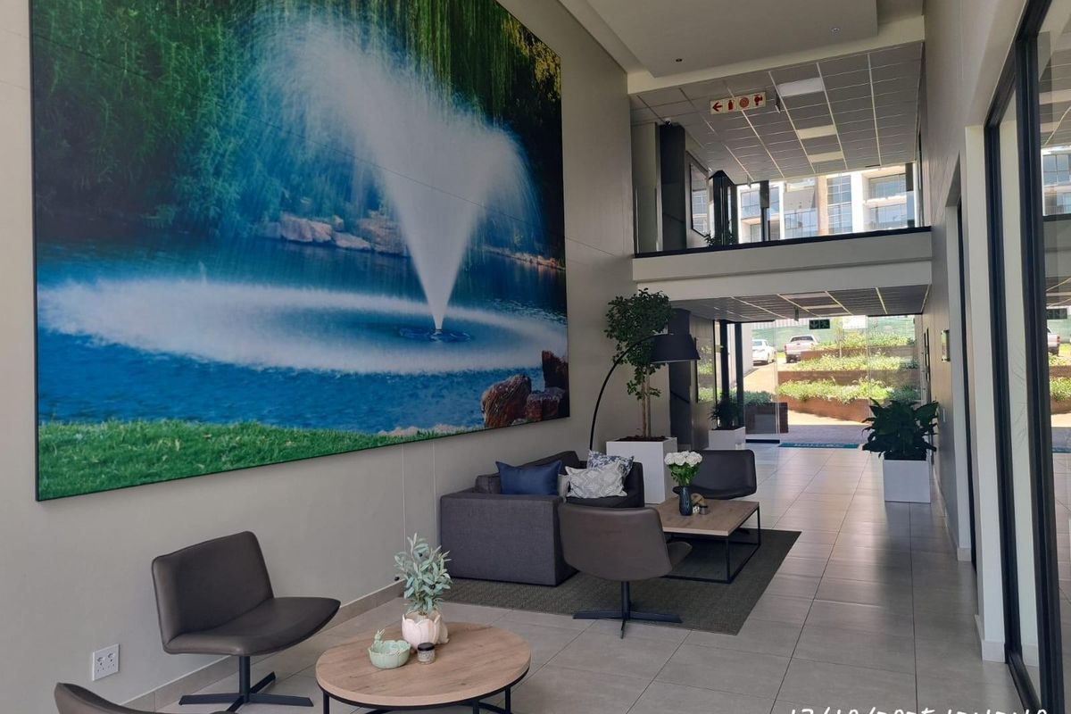 Elegant 3 Bedroom Fully Furnished Apartment in Prestigious Midstream Sought-After Lifestyle Estate! - Photo 4