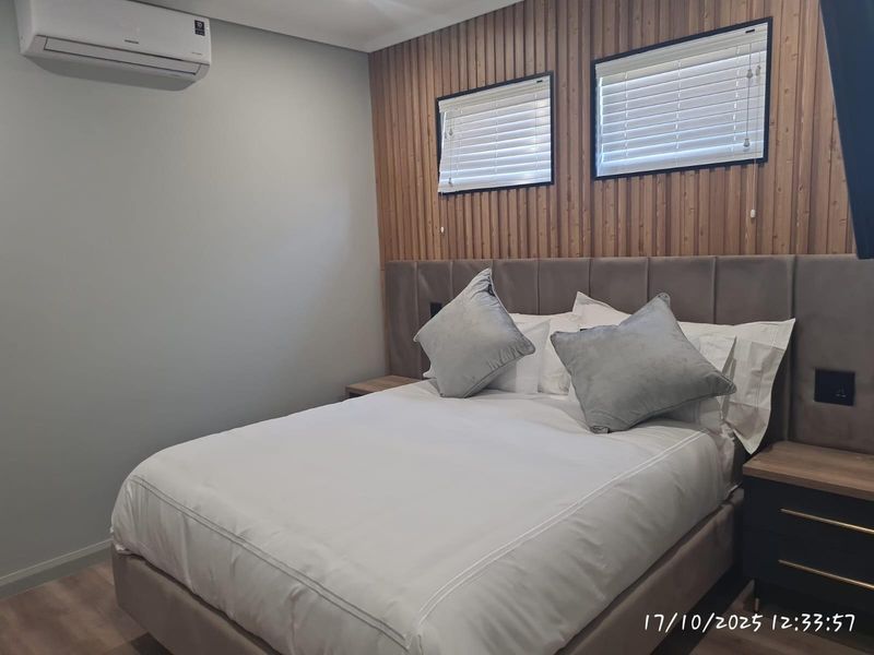 Elegant 3 Bedroom Fully Furnished Apartment in Prestigious Midstream Sought-After Lifestyle Estate! - Photo 5