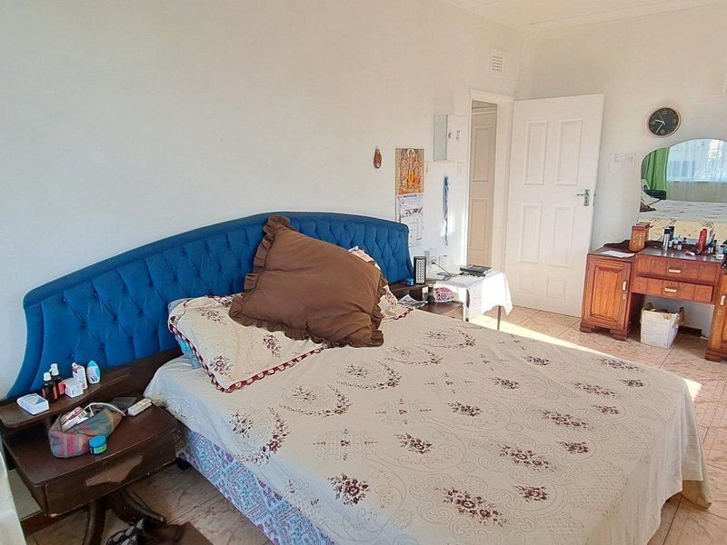 Three bedroom house with flat for Sale in Margate, KwaZulu Natal - Photo 10