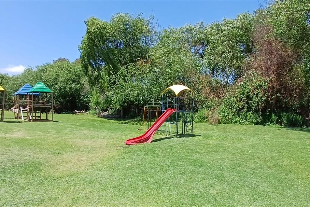 Apartment For Sale in Roodepoort West, Roodepoort - Photo 2