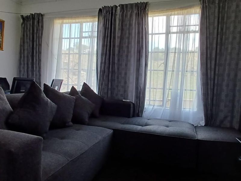Apartment For Sale in Roodepoort West, Roodepoort - Photo 4