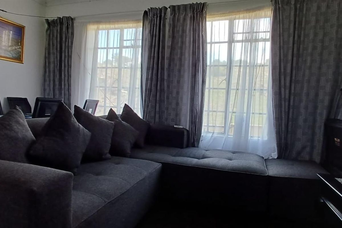 Apartment For Sale in Roodepoort West, Roodepoort - Photo 4