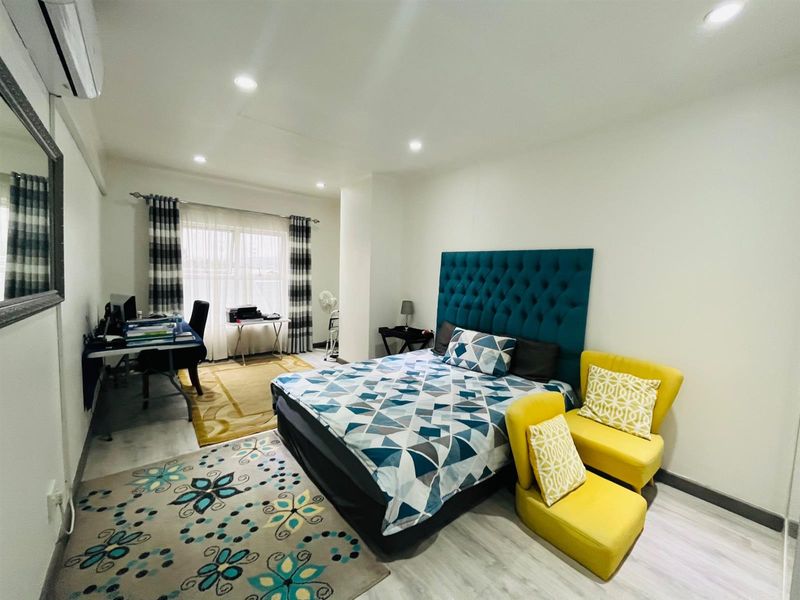 Leisure Bay Estate: Modern Living in a Lifestyle Estate with a Lake - Photo 9