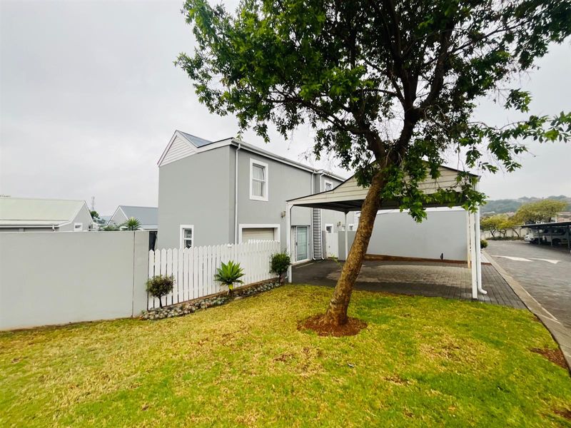 Leisure Bay Estate: Modern Living in a Lifestyle Estate with a Lake - Photo 3