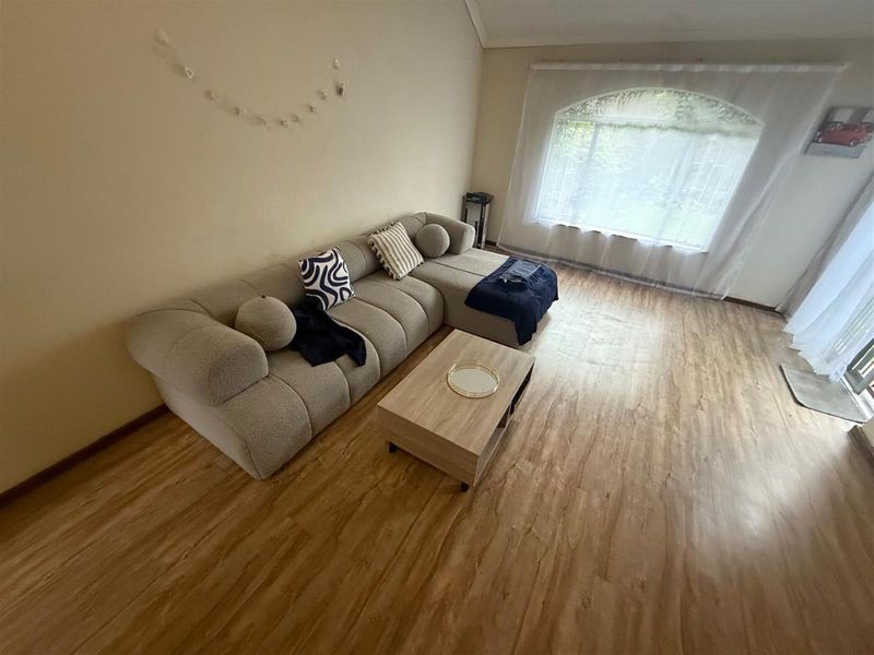 The Perfect Starter Home in Buccleuch! - Photo 7