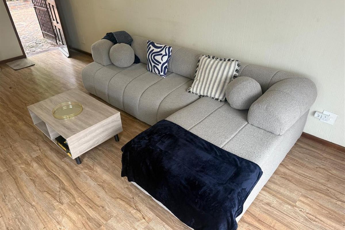 The Perfect Starter Home in Buccleuch! - Photo 5