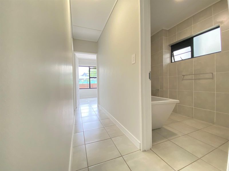 Ground floor Apartment To Rent in Linbro Park, Sandton - Photo 7