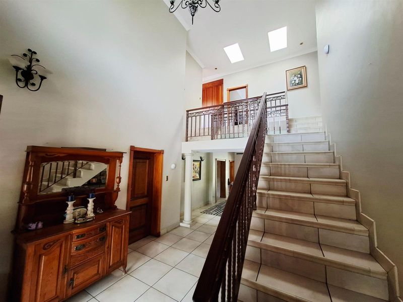 Grand Elegance Meets Everyday Luxury - A Home That Redefines Refined Living - Photo 6