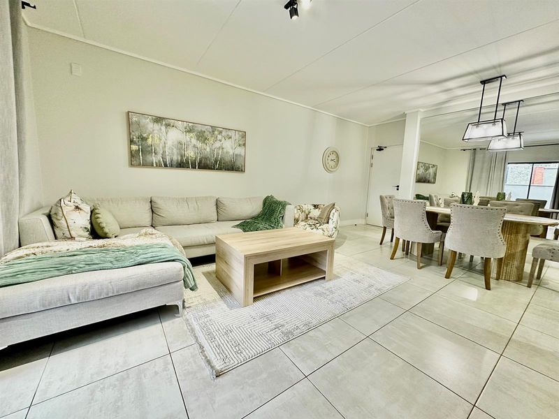 Apartment To Rent in The Polofields, Waterfall, Midrand - Photo 8