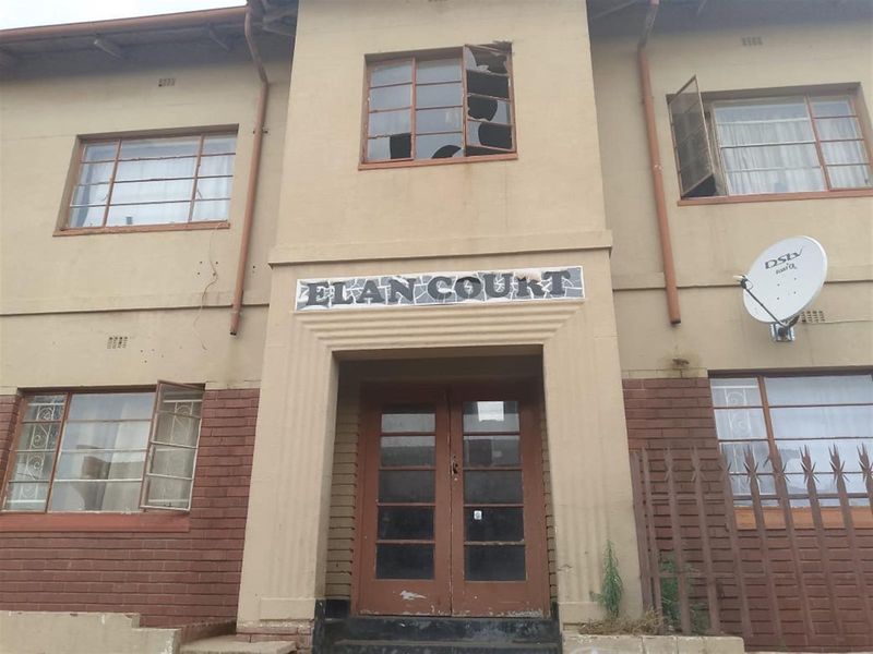 Positive cash flowing property in Krugersdorp Central - Photo 2